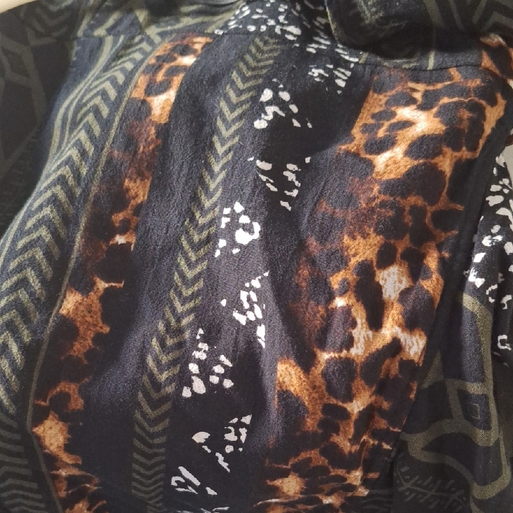 3/$20--Animal Print Cotton Wrap Dress With Ruffles, Sz 4, NWOT - Picture 14 of 14